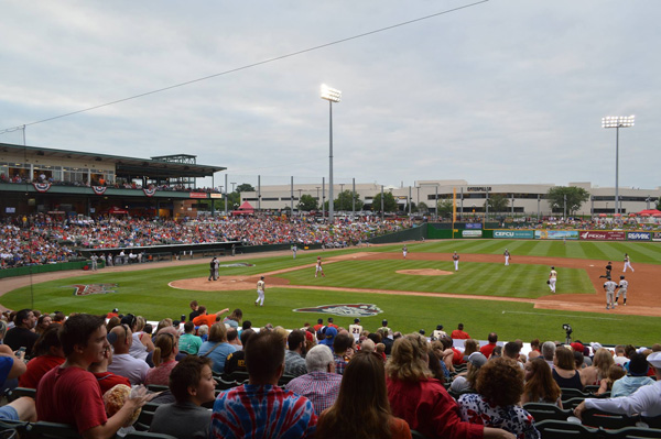 Join us for Hero Night with the Peoria Chiefs at Dozer Park on Saturday, August 10 and help support the Peoria Ronald McDonald House.